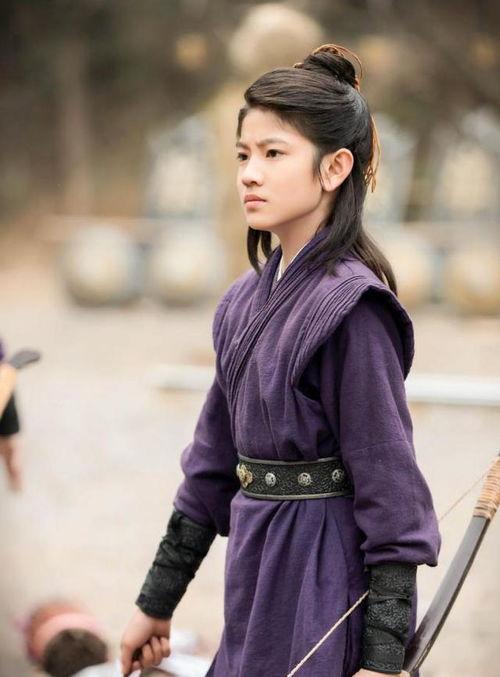 吃瓜爆料16岁女生视频,吃瓜爆料背后的真相揭秘